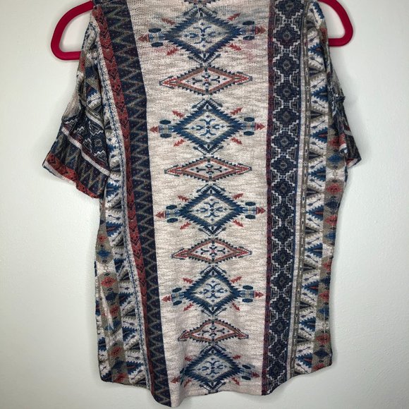 Ginger G Anthropologie Aztec Print HiLo Knit Style Cold Shoulder Top Size Small - Picture 7 of 10